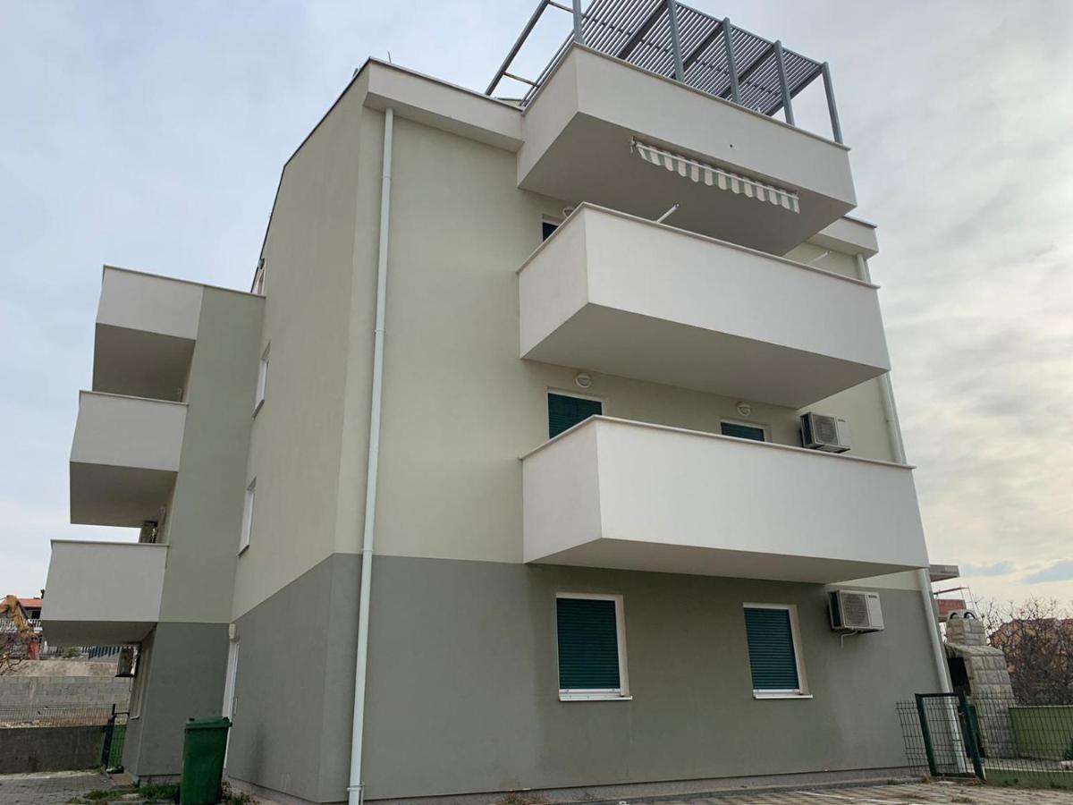 Apartman Toni Novalja Exteriér fotografie